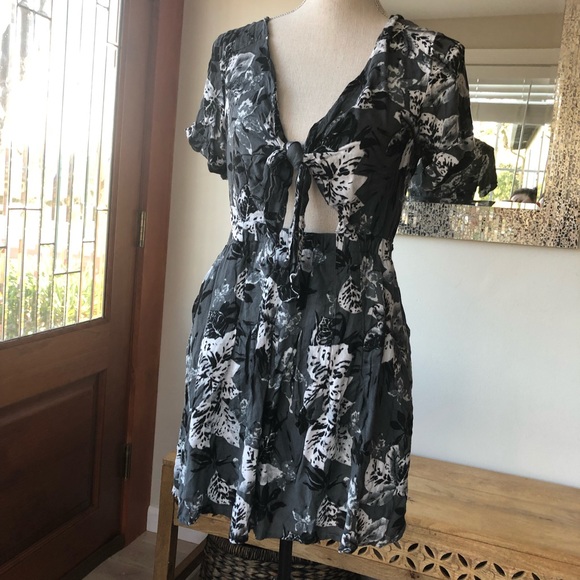 Free People Dresses & Skirts - Free People Tropical Dress